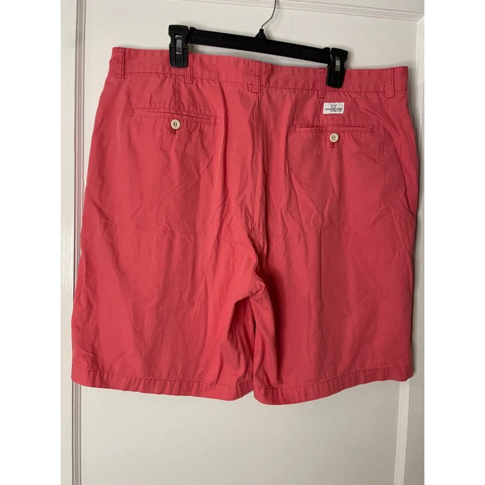 Vineyard Vines waist 20